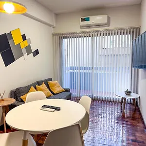 Departamento Peatonal Sarmiento Pleno Centro 3-4 Personas, Con Cochera Gratis ! Mendoza